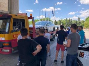Электрокар Tesla Model 3 впервые попал в аварию в Европе