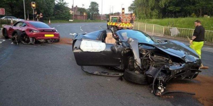 Водители Porsche и Ferrari полностью разбили свои авто и убежали с места ДТП
