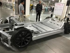 Panasonic нашел способ удешевления электромобилей
