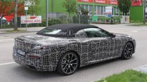 Новую BMW 8 Series 2019 впервые засняли без камуфляжа