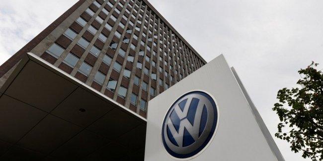 Volkswagen объявил о задержке выпуска 250 тыс. автомобилей: названы причины
