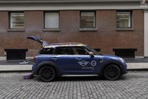Из Mini Countryman сделали «мобильное» фортепиано