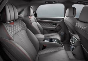 До России добрался Bentley Bentayga с двигателем от Lamborghini