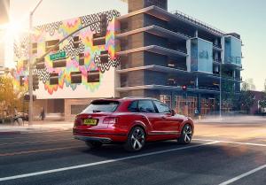 До России добрался Bentley Bentayga с двигателем от Lamborghini