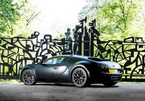 Последний серийный Bugatti Veyron Super Sport пустят с молотка