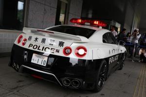 Nissan GT-R заступил на службу в полицию