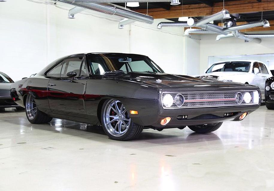 В США продадут Dodge Charger с 1650-сильным мотором от катера