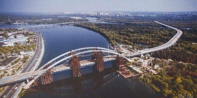 На строительстве моста на Троещину в Киеве стартует самый ответственный этап монтажа
