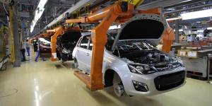 АвтоВАЗ приостанавливает производство автомобилей