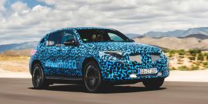 Mercedes рассказал об испытаниях электрического кроссовера EQC