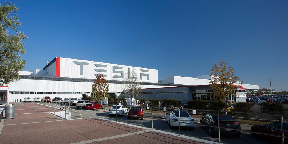СМИ раскрыли должность подозреваемого в саботаже сотрудника Tesla