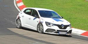Renault начала готовить новый Megane RS к рекорду на Нюрбургринге