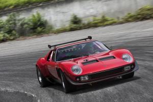 Lamborghini восстановила единственную в мире Miura SVR