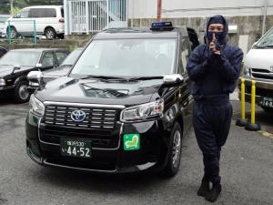 У японских такси появилась услуга «ниндзя-водитель»