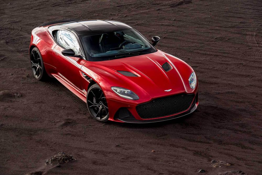 Новый спорткар Aston Martin рассекретили до премьеры