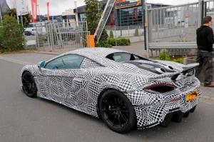 Шпионские фото нового суперкара McLaren 600LT опубликовали в сети