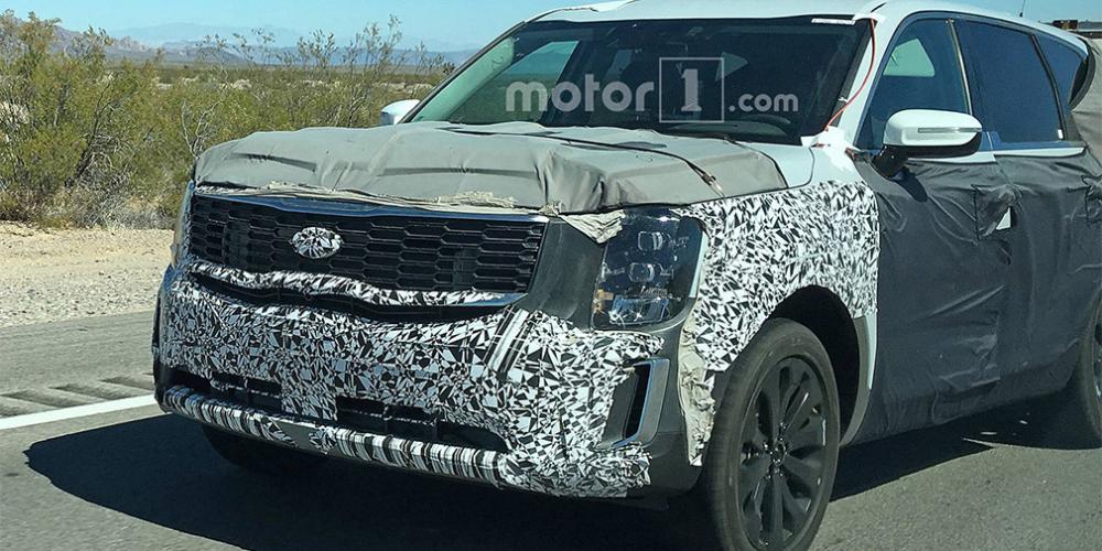 Самый большой кроссовер Kia замечен на тестах
