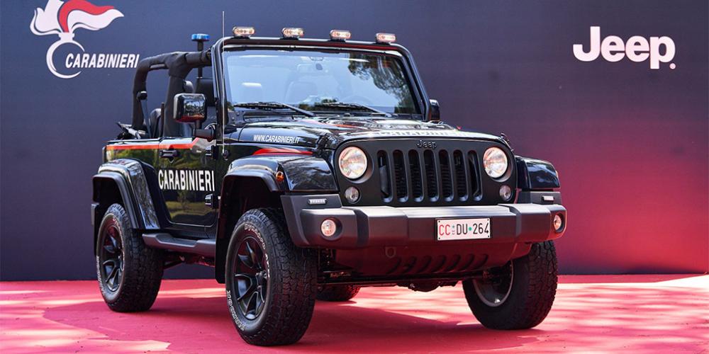 Итальянская полиция получила Jeep Wrangler для патрулирования пляжей

