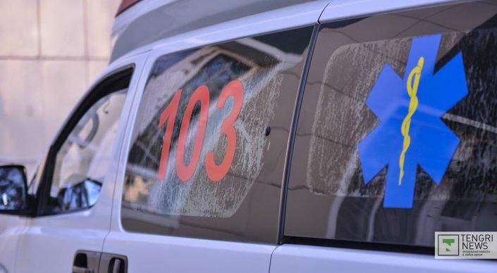 Пьяный мотоциклист сбил женщину и ребенка в Мангистау