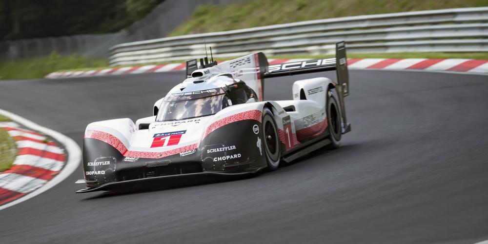 Спортпрототип Porsche установил абсолютный рекорд Нюрбургринга