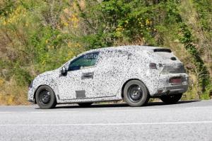 Шпионские фото Renault Clio 2019 года