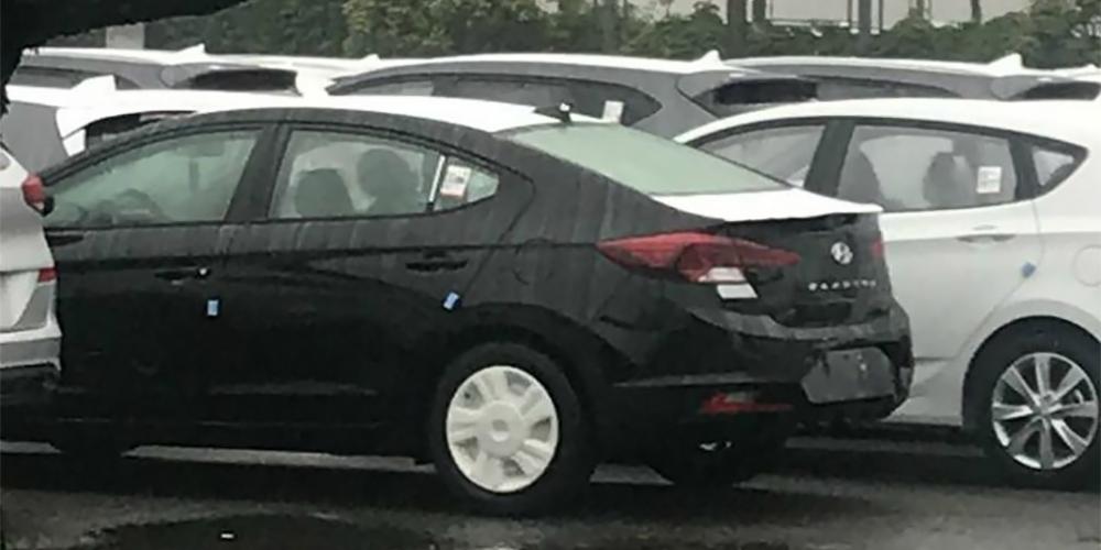 Дизайн обновленного Hyundai Elantra рассекретили до премьеры