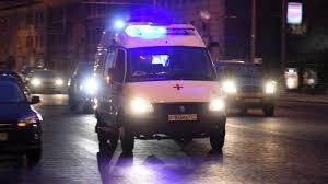 В Москве легковой автомобиль столкнулся с мотоциклом