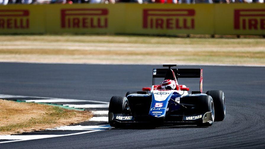 Педро Пике одержал свою первую победу в серии GP3, опередив Алези