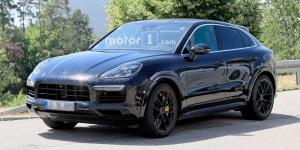 Кросс-купе Porsche Cayenne заметили на тестах