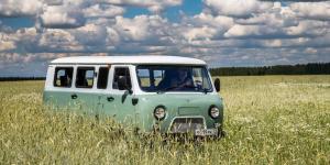 УАЗ-452