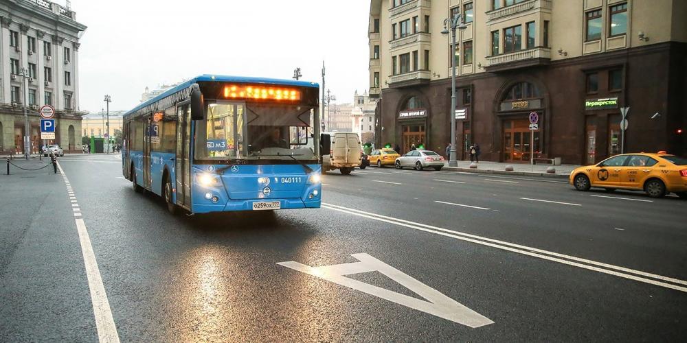На выделенки хотят пустить автомобили коммунальных служб