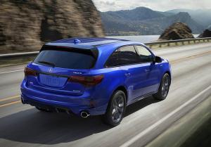 Acura улучшила семиместный кроссовер MDX