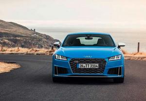 Обновленное спорткупе Audi TTS: первые фотографии