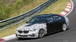 В сеть попали шпионские фото новой BMW 7-й серии