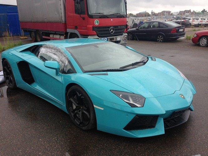 Российские таможенники помогли вернуть в Германию угнанный Lamborghini Aventador