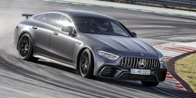 Mercedes назвал цены на новый AMG GT 4
