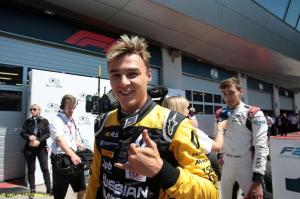 Артём Маркелов отработает на тестах Renault
