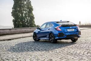 Дизельный Honda Civic впервые получил «автомат»
