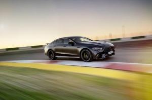 Mercedes назвал цены на новый AMG GT 4