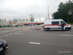 В Минске Ford сбил ехавшего по переходу 18-летнего велосипедиста