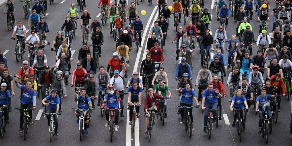 В Москве ограничат движение из-за ночного велопарада