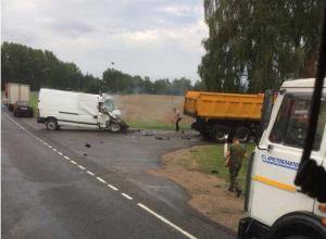 Трагедия под Каменцем: в ДТП погибла семья с двумя детьми