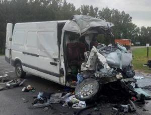 Трагедия под Каменцем: в ДТП погибла семья с двумя детьми