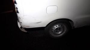 Стоящая посреди дороги Mazda стала причиной ДТП в Алматы