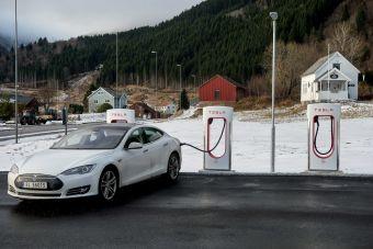 Норвежцы не могут отремонтировать свои Tesla — не хватает сервисных центров
