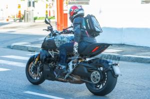 Шпионские фото Ducati Diavel 2019