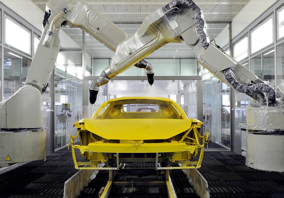 Ferrari внедрила новый способ окраски суперкаров
