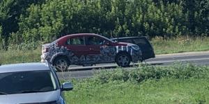 Вседорожную версию Renault Logan сфотографировали во время испытаний
