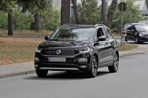 Новый кроссовер Volkswagen T-Cross сбросил камуфляж