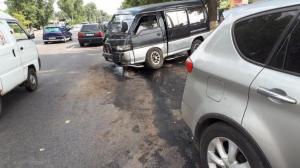 Subaru снес Mitsubishi Delica в Алматы